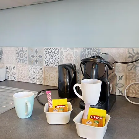 Le Célia By Expat Renting - Balcon - Netflix *